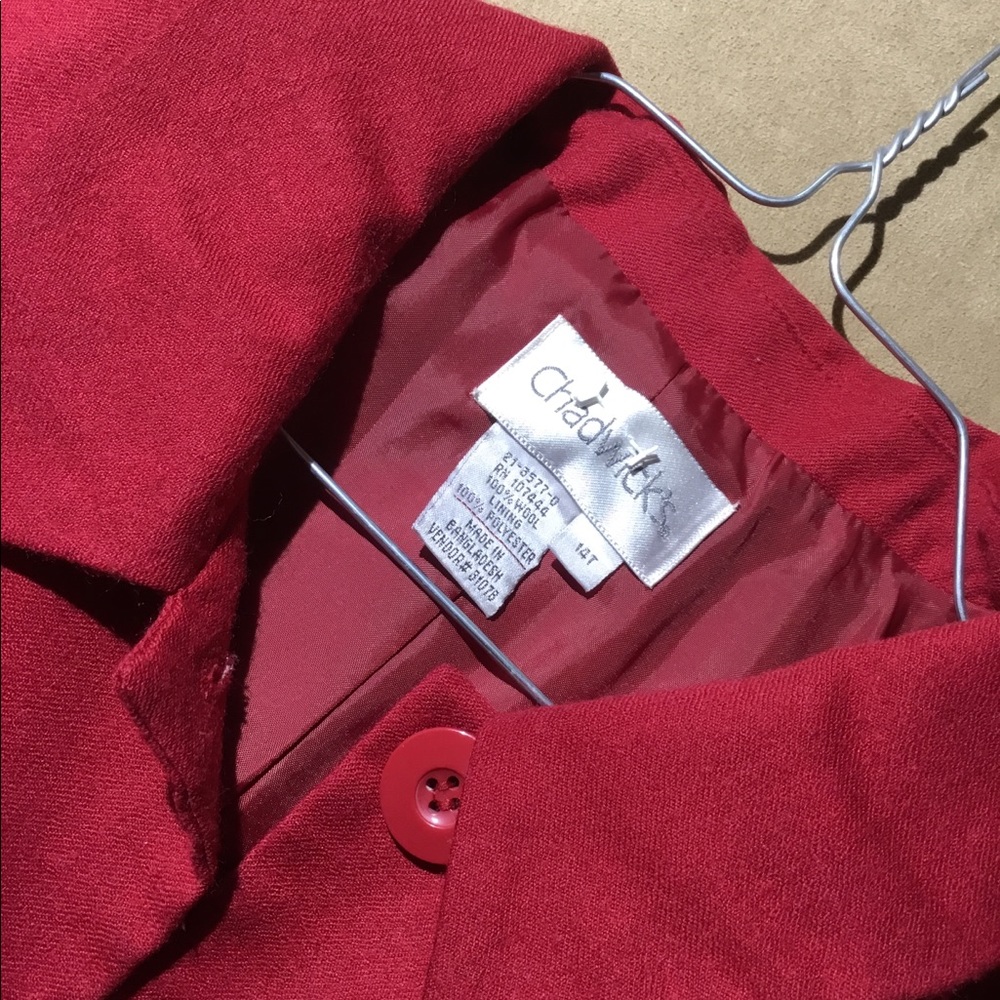 ELEGANT Classic Red Blazer!